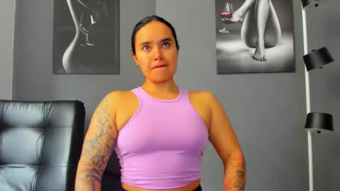   online show from December 2, 2025, 4:24 pm