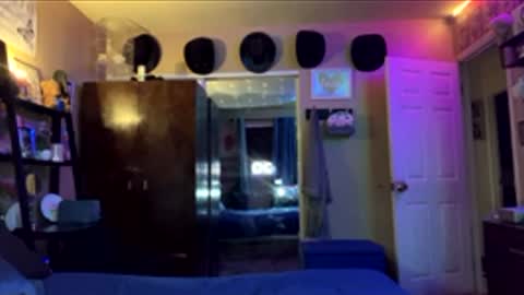 Snapshot of karlykox chatting on May 6, 2026, 10:04 pm Karlykox online show from May 6, 2026, 10:04 pm
