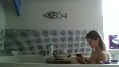 Karma Queen online show from April 19, 2026, 8:35 am