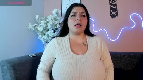 karo_linee online show from June 2, 2026, 12:07 pm