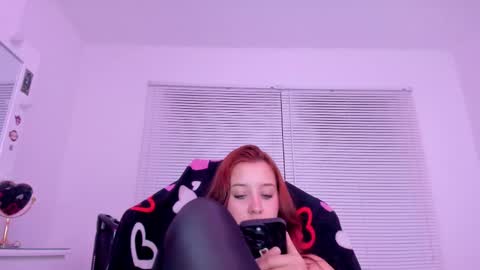 Snapshot of karodu chatting on February 13, 2025, 3:18 am Karo online show from February 13, 2025, 3:18 am