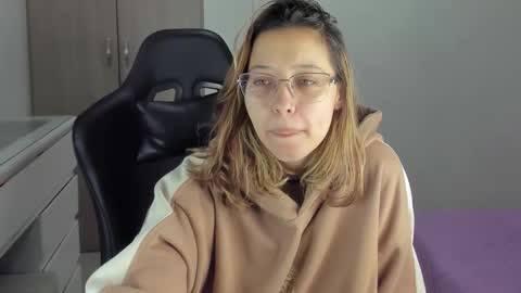 Snapshot of karodu chatting on December 22, 2025, 7:05 am Karo online show from December 22, 2025, 7:05 am