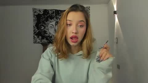 Snapshot of karodu chatting on January 5, 2026, 10:02 pm Karo online show from January 5, 2026, 10:02 pm