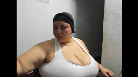 Karol online show from April 15, 2026, 3:57 am