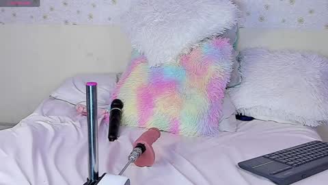 Snapshot of karol2023 chatting on February 1, 2025, 7:02 pm Karol online show from February 1, 2025, 7:02 pm