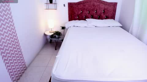 karol_smiitth online show from September 11, 2025, 1:44 pm