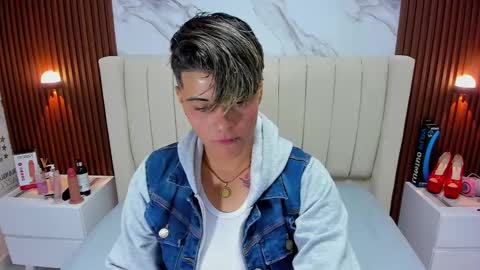 Karol and Luna online show from February 12, 2025, 2:56 am