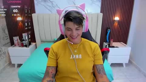 Karol and Luna online show from March 12, 2025, 2:30 am