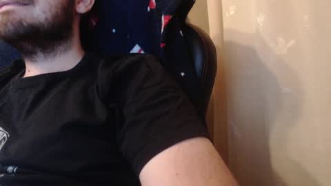 Snapshot of karolhorny96 chatting on December 25, 2024, 4:32 pm Karol  online show from December 25, 2024, 4:32 pm