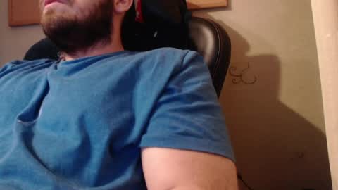 Snapshot of karolhorny96 chatting on May 20, 2026, 10:27 pm Karol online show from May 20, 2026, 10:27 pm