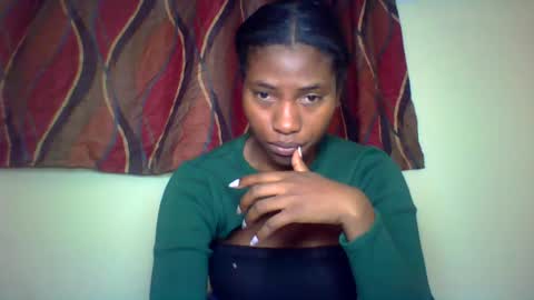 Snapshot of karoliee chatting on June 20, 2026, 8:50 am karoliee online show from June 20, 2026, 8:50 am