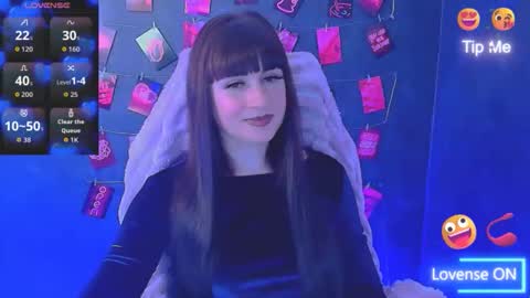 Caroline online show from February 3, 2026, 1:27 pm