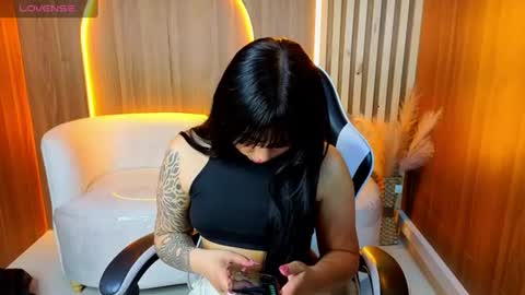 Snapshot of karolina_tx chatting on July 23, 2026, 12:47 pm Follow me.. Live 730 to 1400 online show from July 23, 2026, 12:47 pm