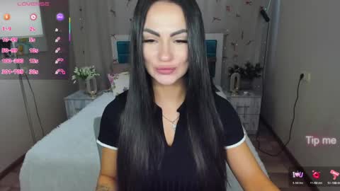 Snapshot of karolinasykes chatting on May 6, 2026, 5:35 am Karolina online show from May 6, 2026, 5:35 am