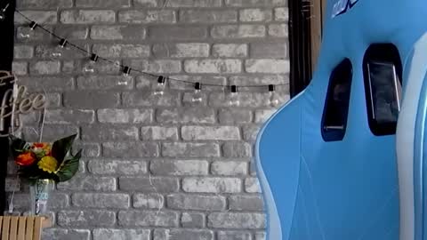 Snapshot of karoline121 chatting on March 5, 2026, 10:44 am karoline121 online show from March 5, 2026, 10:44 am