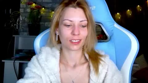 Snapshot of karoline121 chatting on March 5, 2026, 11:01 pm karoline121 online show from March 5, 2026, 11:01 pm