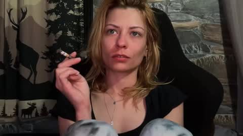 Snapshot of karoline121 chatting on March 13, 2026, 9:32 pm karoline121 online show from March 13, 2026, 9:32 pm