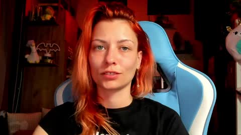 Snapshot of karoline121 chatting on April 18, 2026, 8:31 pm karoline121 online show from April 18, 2026, 8:31 pm