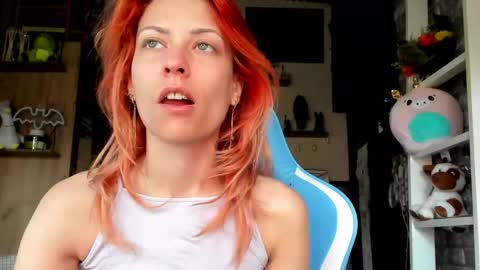 Snapshot of karoline121 chatting on April 24, 2026, 3:42 am karoline121 online show from April 24, 2026, 3:42 am