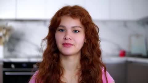 Snapshot of karolinerush chatting on November 19, 2025, 11:32 am lina online show from November 19, 2025, 11:32 am