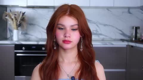 Snapshot of karolinerush chatting on December 5, 2025, 12:14 pm lina online show from December 5, 2025, 12:14 pm