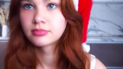 Snapshot of karolinerush chatting on December 22, 2025, 11:51 am lina online show from December 22, 2025, 11:51 am