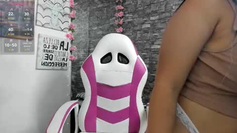 KAROLL online show from November 7, 2025, 1:00 pm