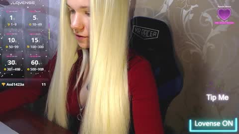 Snapshot of karolynafox chatting on March 8, 2026, 8:40 am Caroline Fox online show from March 8, 2026, 8:40 am