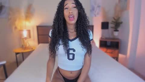 Kary Moon online show from February 19, 2026, 7:32 pm