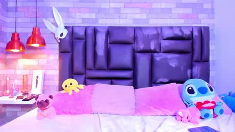 Kassandra Weked online show from February 19, 2025, 5:06 pm