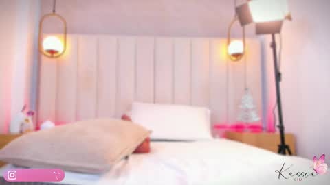 Snapshot of kassia_kim chatting on January 8, 2026, 4:04 am Kassia online show from January 8, 2026, 4:04 am