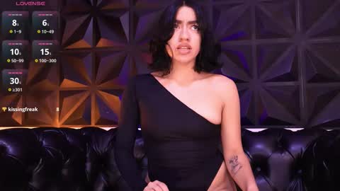 Snapshot of kassianoir_ chatting on February 12, 2026, 12:33 pm Kasi online show from February 12, 2026, 12:33 pm