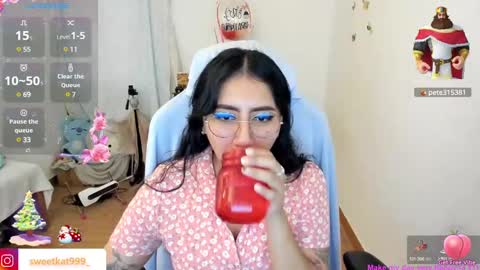 Snapshot of kat_ly_chan chatting on December 18, 2024, 5:31 pm Kat       online show from December 18, 2024, 5:31 pm