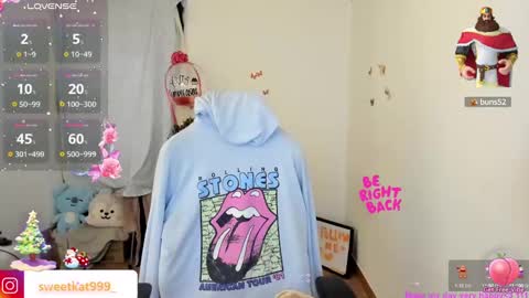 Snapshot of kat_ly_chan chatting on December 25, 2024, 7:13 pm Kat       online show from December 25, 2024, 7:13 pm