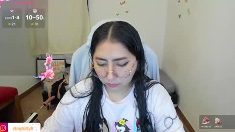 Kat       online show from November 9, 2025, 4:49 pm