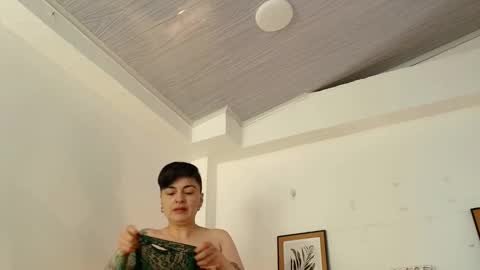 kat paradisse online show from February 7, 2026, 11:47 am