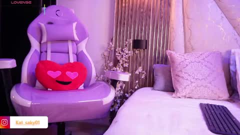 Snapshot of kat_saky chatting on May 13, 2026, 11:44 pm Saky online show from May 13, 2026, 11:44 pm