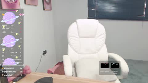 Snapshot of kataley4 chatting on January 23, 2025, 12:09 pm kataley4 online show from January 23, 2025, 12:09 pm