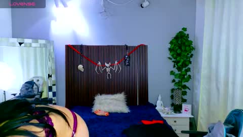 kate online show from October 26, 2025, 1:17 pm