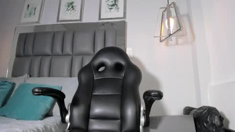 Snapshot of kataleya_west chatting on May 16, 2026, 7:56 pm kataleya_west online show from May 16, 2026, 7:56 pm