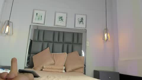 Snapshot of kataleya_west chatting on May 25, 2026, 8:04 pm kataleya_west online show from May 25, 2026, 8:04 pm