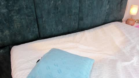 Snapshot of kataleyandliam chatting on February 1, 2025, 1:44 am Kataleya Liam online show from February 1, 2025, 1:44 am