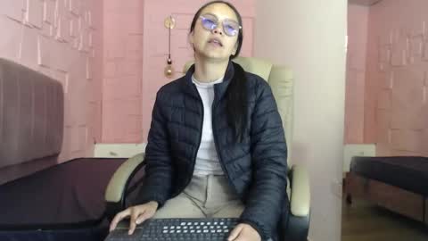 Katalina online show from March 22, 2026, 2:09 pm