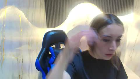 Katalina  online show from February 8, 2026, 3:10 am