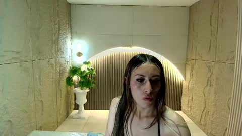 Snapshot of katalina_r chatting on May 7, 2026, 8:09 am Katalina online show from May 7, 2026, 8:09 am