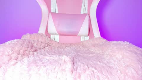 katalinaferreirax online show from December 16, 2025, 9:31 pm