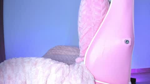 katalinaferreirax online show from May 14, 2026, 12:50 am