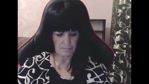 Snapshot of katarinaohdream chatting on September 8, 2025, 5:56 pm KatarinaOhDream online show from September 8, 2025, 5:56 pm