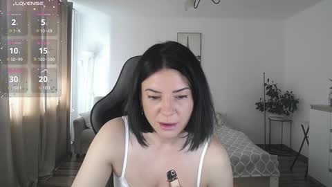 Snapshot of kate124680 chatting on February 5, 2025, 10:08 am kate124680 online show from February 5, 2025, 10:08 am