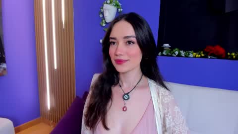 Kate online show from October 22, 2025, 8:52 pm